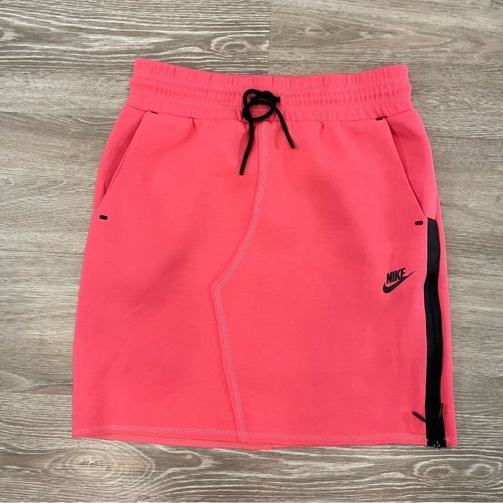Nike Skirt NWOT